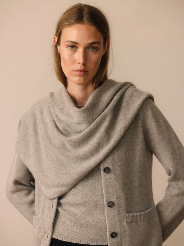 Cami Scarf Brushed in Almond Powder _ 0826